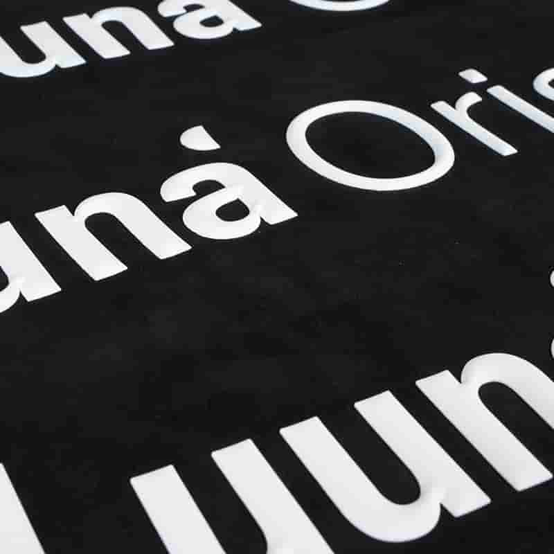 Logo in rilievo in silicone 3D